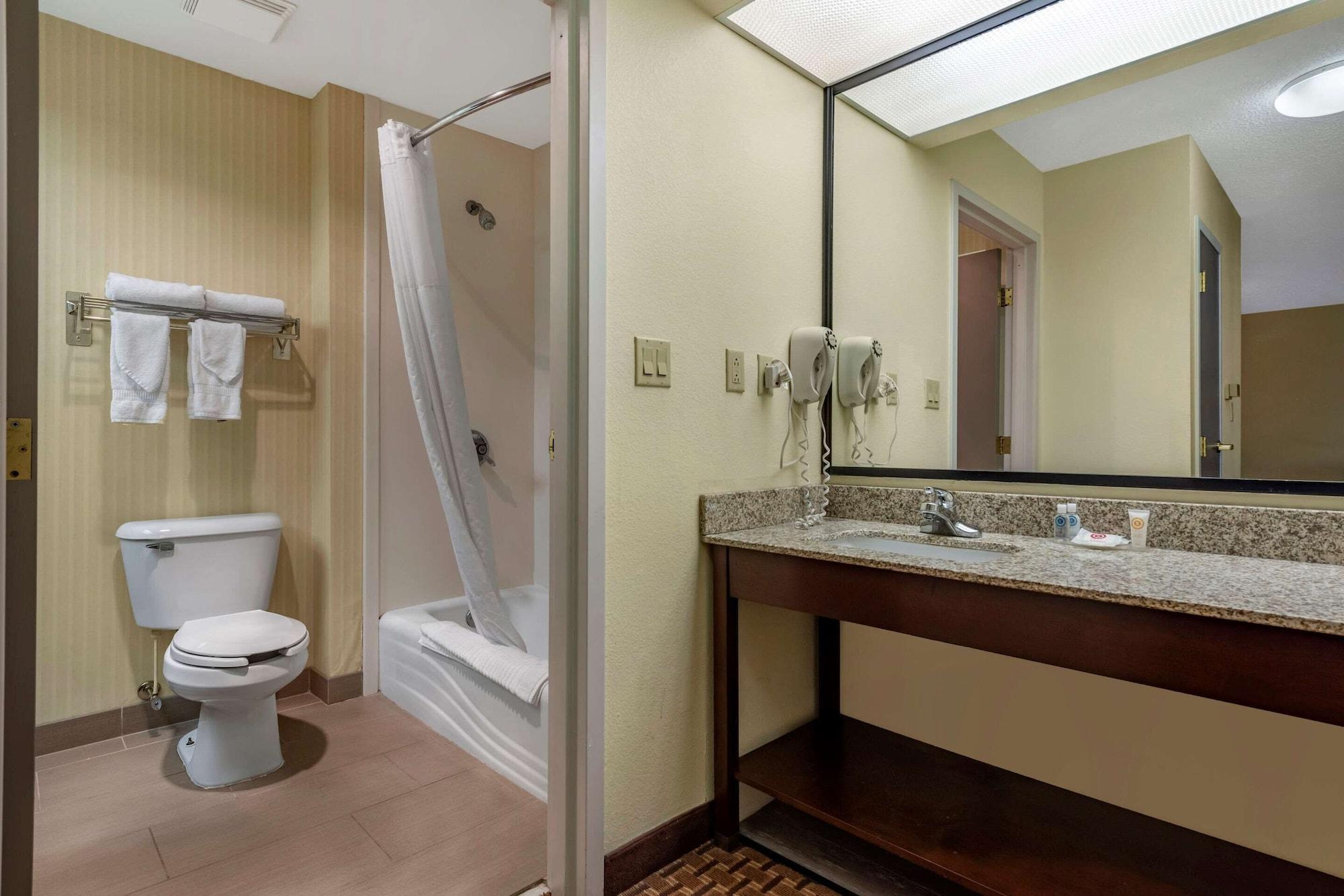 Comfort Inn & Suites Warsaw Near Us-30 Buitenkant foto