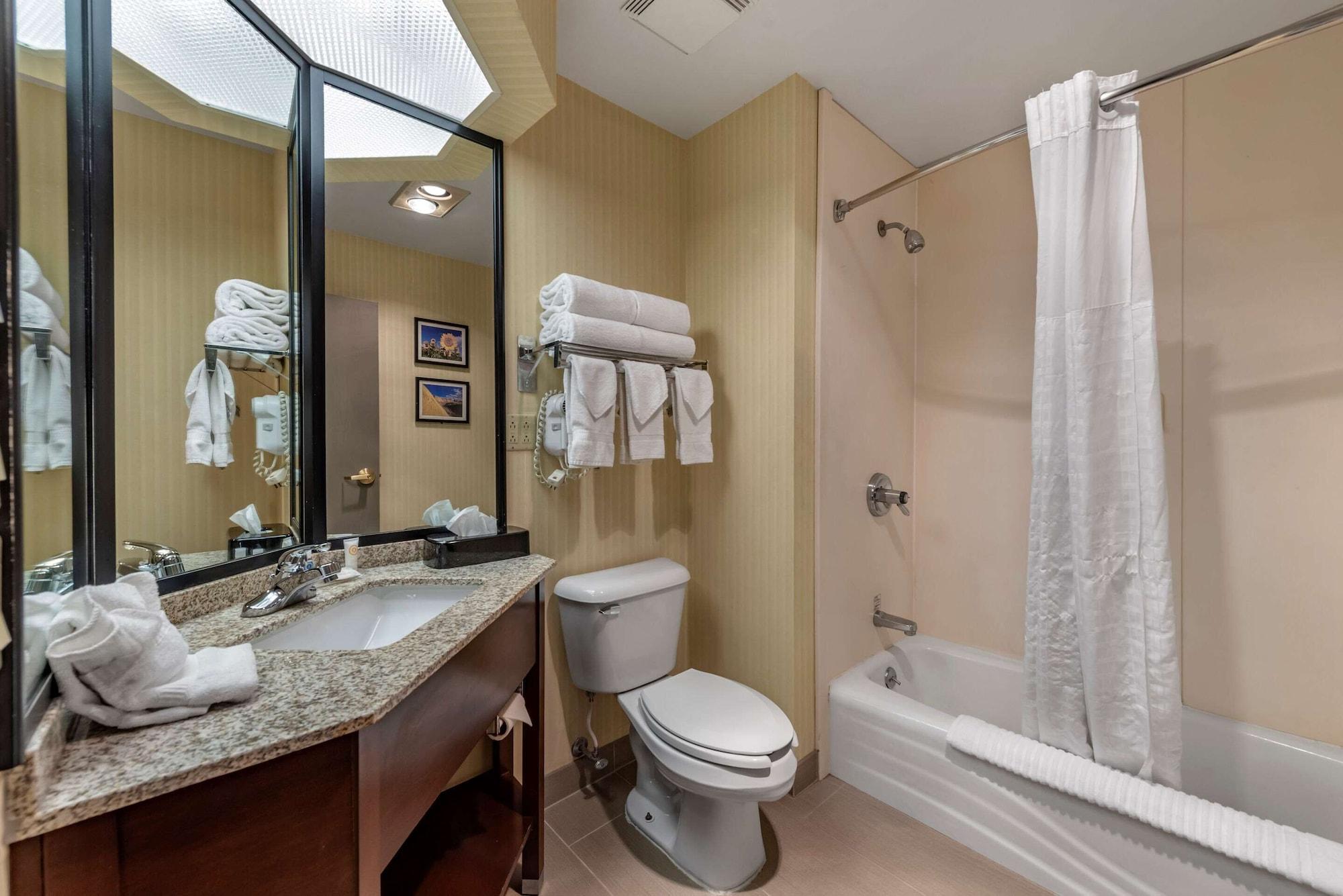 Comfort Inn & Suites Warsaw Near Us-30 Buitenkant foto