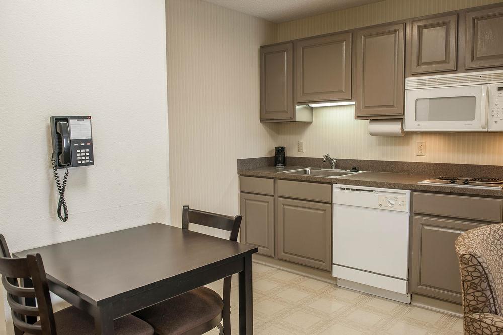 Comfort Inn & Suites Warsaw Near Us-30 Buitenkant foto