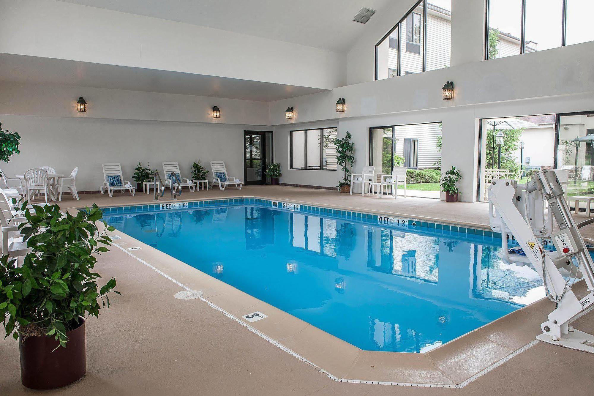 Comfort Inn & Suites Warsaw Near Us-30 Buitenkant foto